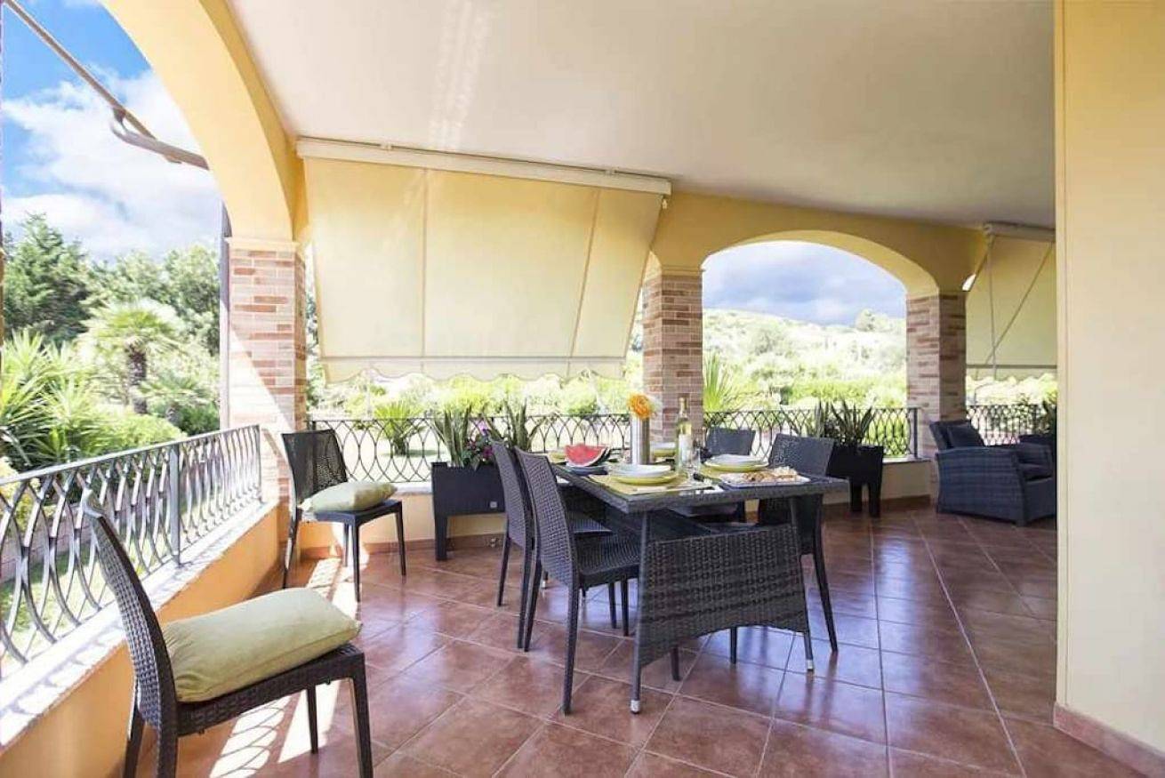 Alghero Villa Mistral, Terrasse, Bbq, A/C, Wifi in Alghero, Province de Sassari
