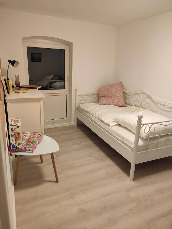 Ferienwohnung für 5 Personen, mit Terrasse und Garten sowie Ausblick in Amt Neuhaus
