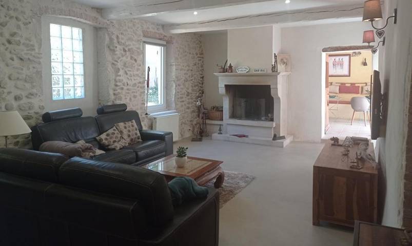 Location de vacances pour 8 personnes, avec piscine et jardin à Montboucher-sur-Jabron - 4