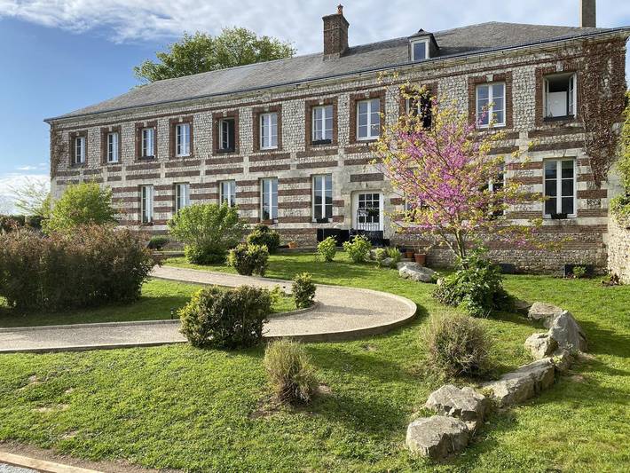 Chambre d’hôte pour 3 personnes, avec Terrasse et Jardin à Les Loges