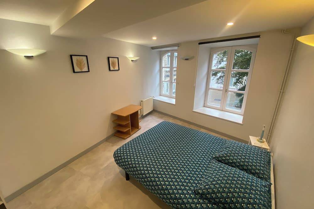 Entire apartment, Studio 8 in city center in Cherbourg-Octeville, Cherbourg-en-Cotentin