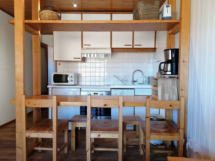 Appartement entier, Appartement 2 pièces 6 pers avec balcon, parking et animaux acceptés - L'Alpe d'Huez in Huez, Parc national des Écrins