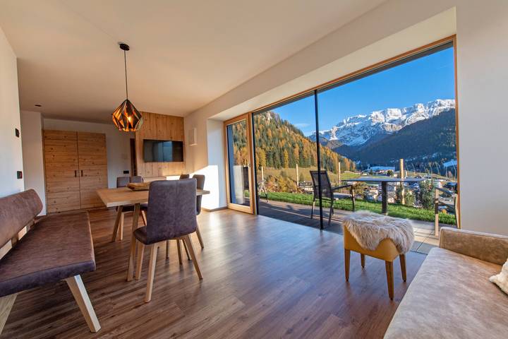 Agriturismo per 6 persone, con Terrazza e Giardino nonché Sauna in Val Gardena