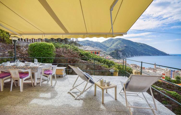 Apartamento con vistas al mar - WiFi, AC, Terraza, 1km de la playa in Camogli, Riviera di Levante