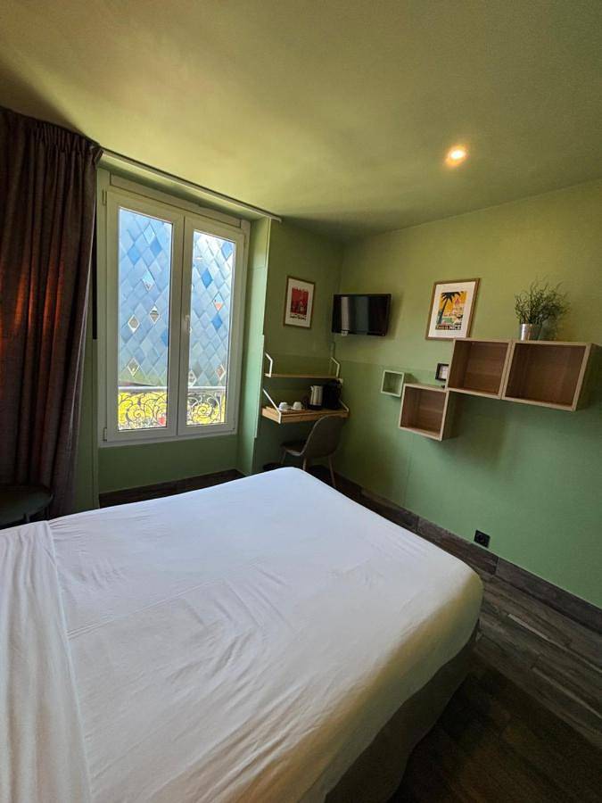 Hôtel pour 4 personnes dans Gare de Nice ville - 3