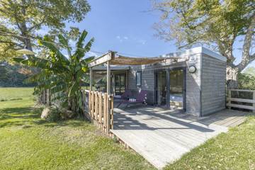 Gîte pour 4 personnes, avec jardin et terrasse ainsi que piscine et jacuzzi en Gironde