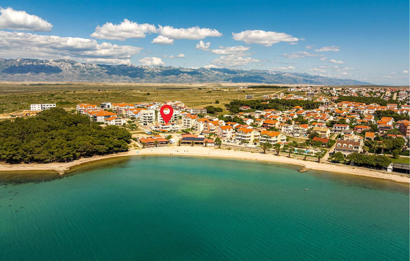 Ganze Ferienwohnung, Apartment am Meer mit WLAN, Terrasse und Parkplatz – 1 km vom Strand Perilo entfernt in Povljana, Pag