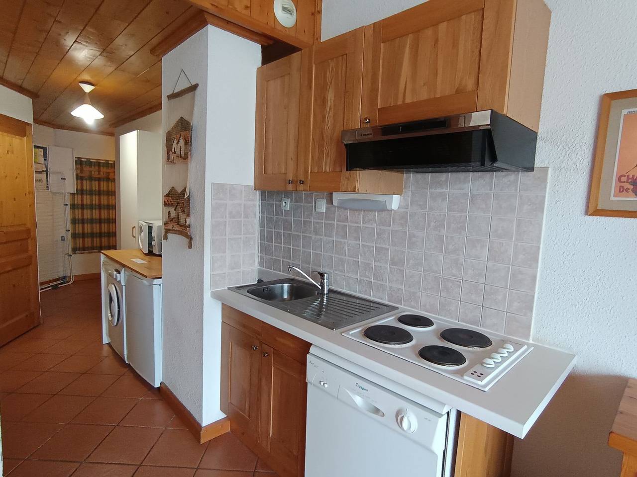 Appartement entier, Proche des pistes ! Appartement 6 pers avec parking, animaux acceptés in Montgenèvre, Région de Briançon