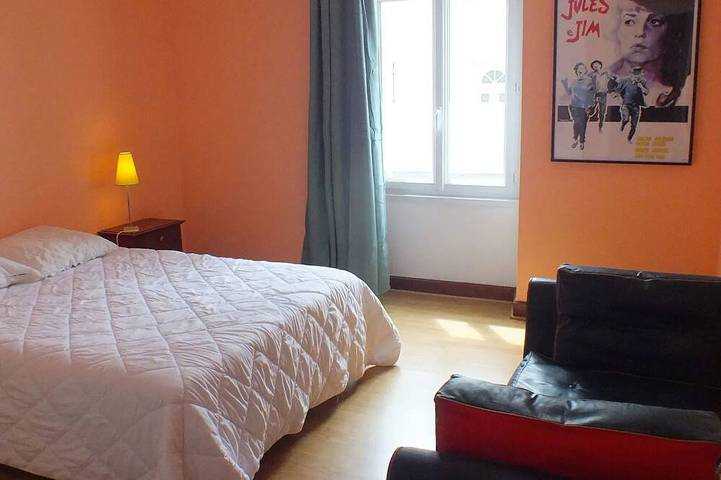 Location de vacances pour 11 personnes, avec jardin dans Pont d'Armes - 2