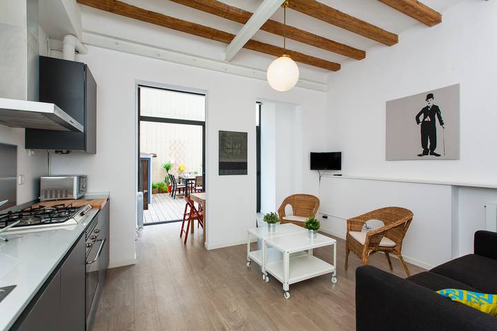 Entire apartment, Gracia Terrace in Barcelona Centre, Barcelona