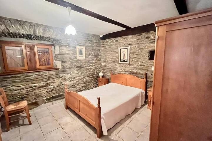 Location de vacances pour 9 personnes, avec piscine à Saint-Hilaire-de-Lavit - 2