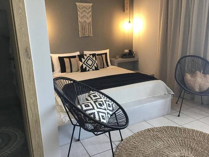 Maison d’hôte pour 2 personnes, avec Balcon et Terrasse ainsi que Jardin et Vue