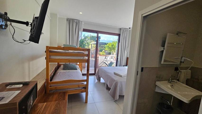 Maison d’hôte pour 2 personnes, avec jardin, animaux acceptés à Giardini-Naxos - 2