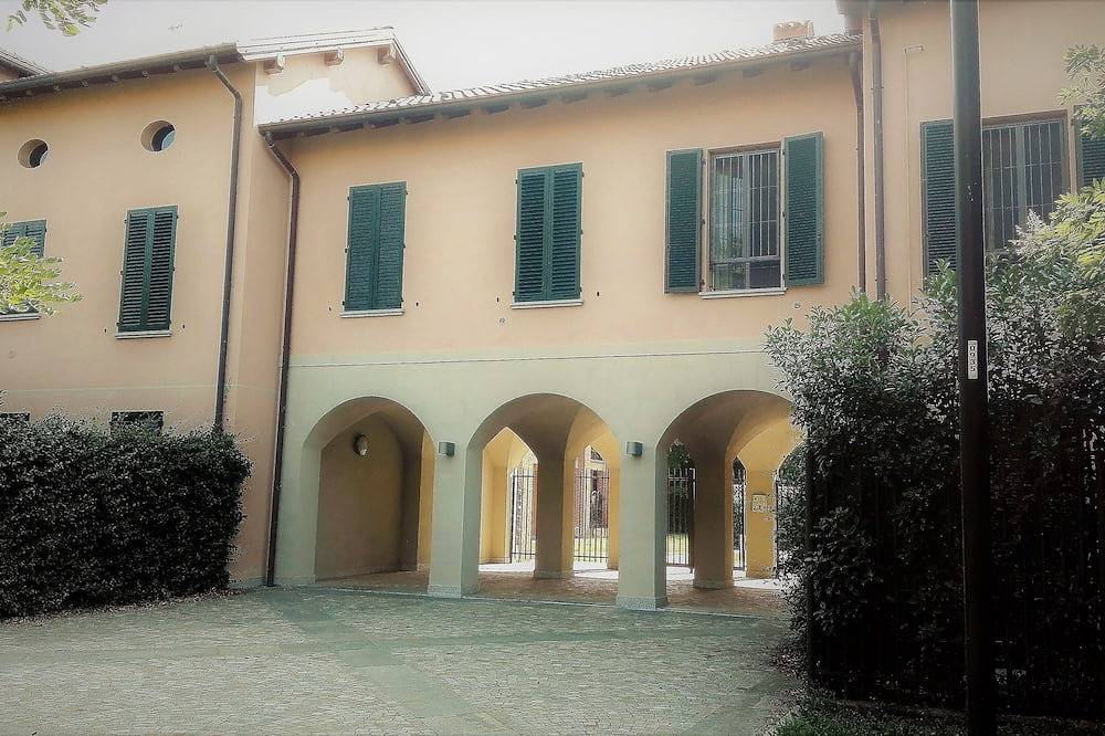 Room for a quiet stay on the outskirts of Milan in Segrate, Mailand Provinz