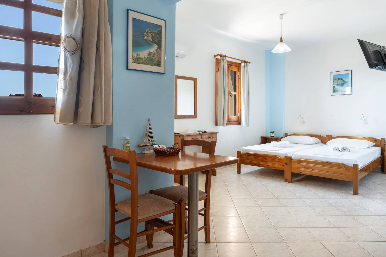 Monolocale intero, Appartamento 'Studio 3' con vista montagna, Wi-Fi e aria condizionata in Scarpanto