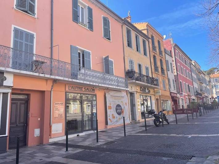 Location de vacances pour 6 personnes, avec jardin ainsi que piscine et vue à Gonfaron - 4