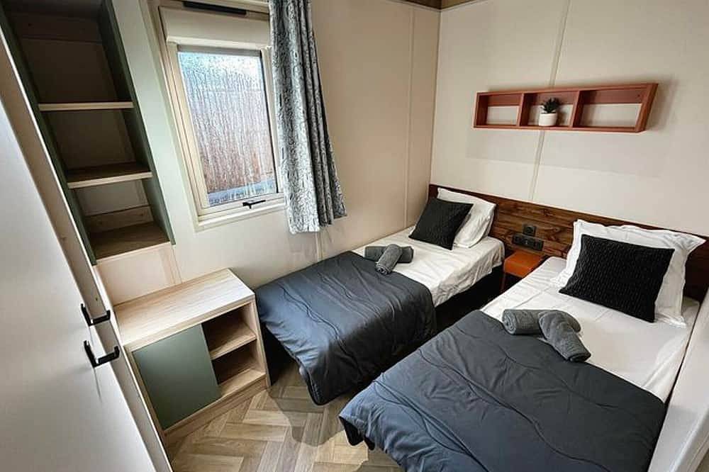 Spacieux Chalet 3 Chambres avec Terrasse in Coulon, Région de Niort