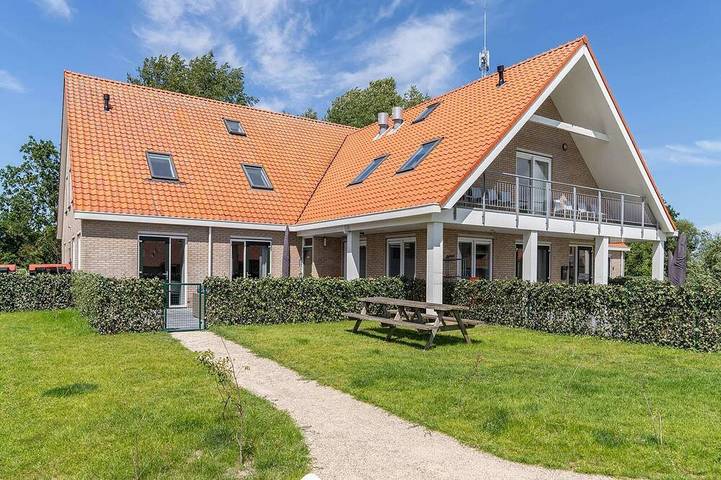 Glamping voor 24 personen, met tuin in Nederlandse waddeneilanden