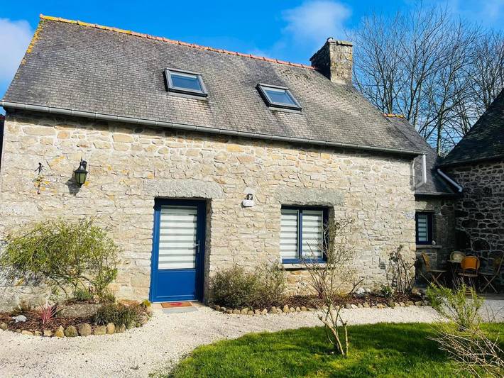 Location de vacances pour 4 personnes, avec jardin ainsi que terrasse et vue à Saint-Gilles-Pligeaux - 2