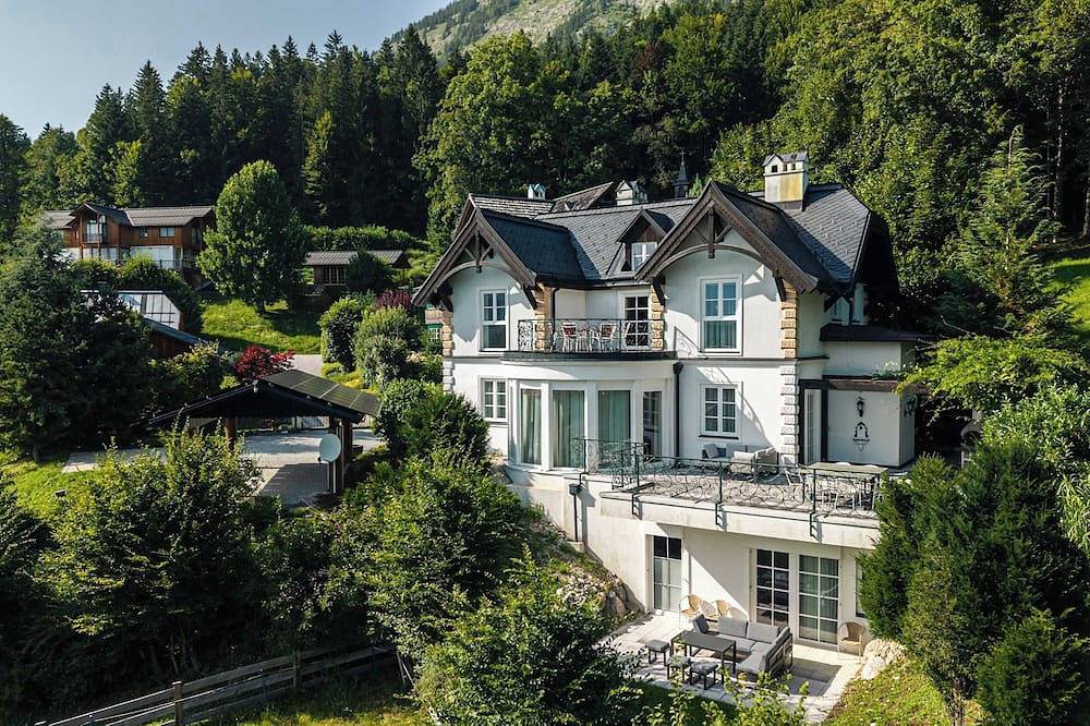 Villa Victoria | Sauna | Parken | Garten in Altaussee, Totes Gebirge
