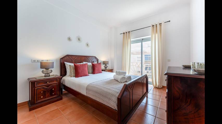 Gîte pour 4 personnes, avec balcon dans Almancil - 3