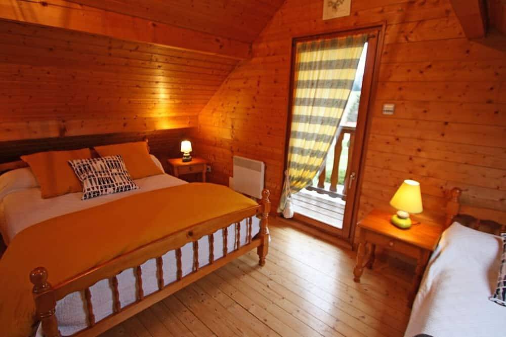 Cozy Chalet near Plombières-les-Bains - Ideal for Couples, Nature Trails, and Relaxing Spa Retreat in Le Val-d'Ajol, Parc naturel régional des Ballons des Vosges