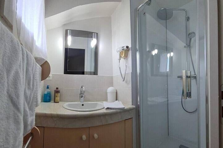 Maison d’hôte pour 2 personnes, avec jardin dans Neufchâteau - 2