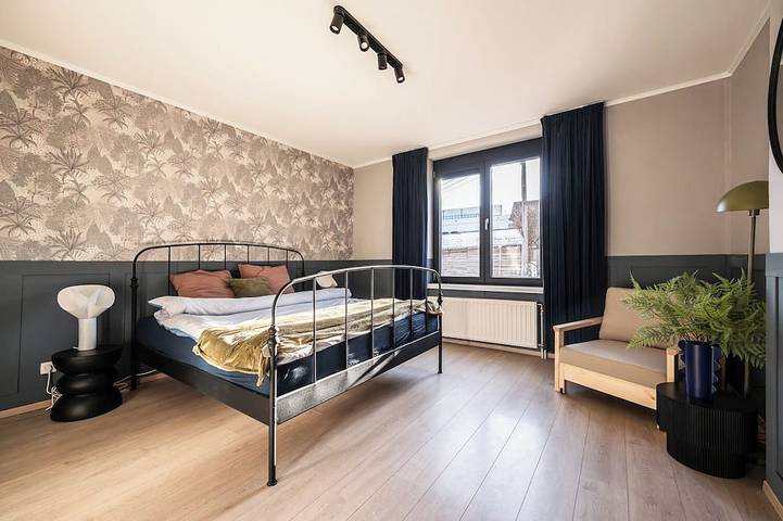 Cozy family home with 5 spacious bedrooms. in Melsbroek, Steenokkerzeel