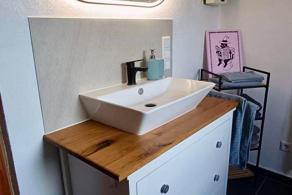 Ganze Wohnung, Ferienwohnung Hexenhäuschen - Appartement/Fewo, Dusche und Bad, Wc, 1 Schlafraum in Kobern-Gondorf, Osteifel