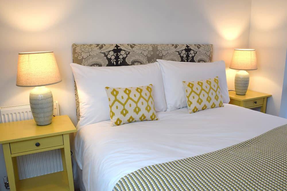 Entire apartment, Westlake Apartment No. 4 in Hampton, Peterborough in Hampton Hargate and Vale, Peterborough