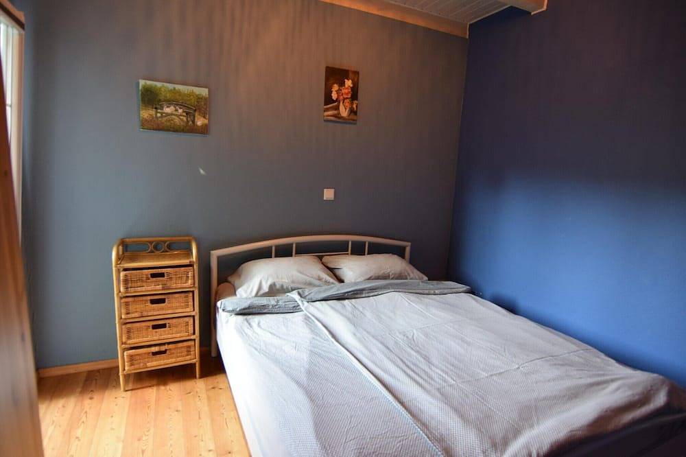 Haus mit Privatstrand am See, Whirlpool und Boot in powiat wejherowski