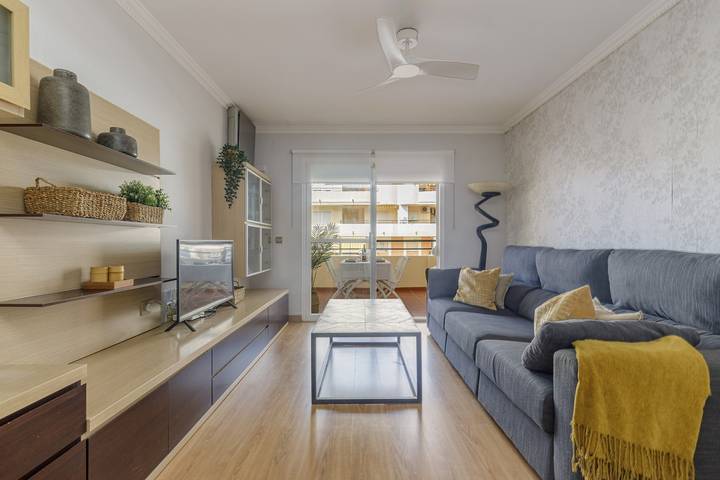 Apartamento entero, Apartamento espacioso a 20 min de Málaga con Wi-Fi, piscinas y cerca de la playa in La Cala del Moral, Rincón de la Victoria