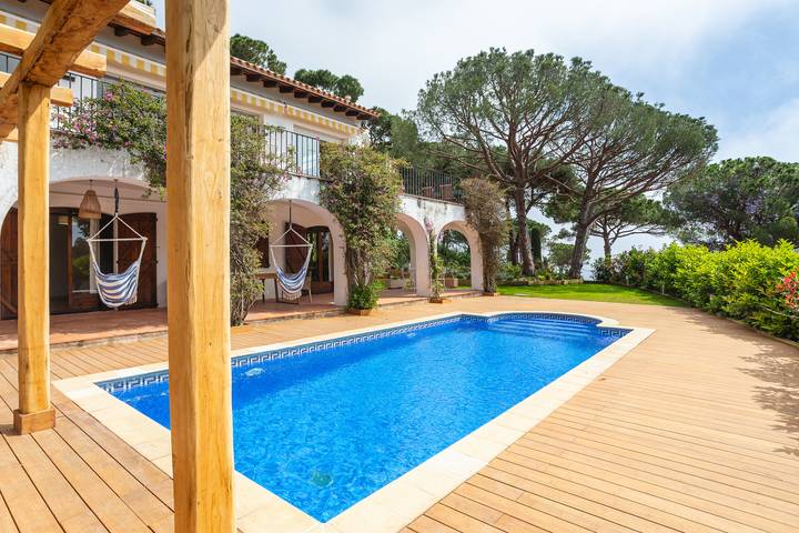 Chalet para 10 personas, con jardín en Provincia de Gerona - 2