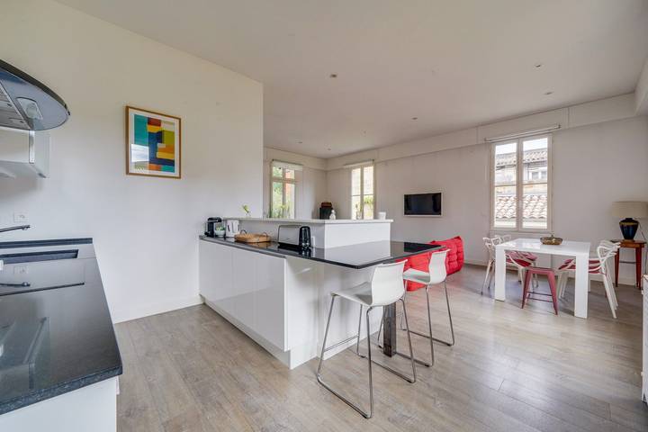 Location de vacances pour 5 personnes, avec jardin et terrasse à Bordeaux - 3