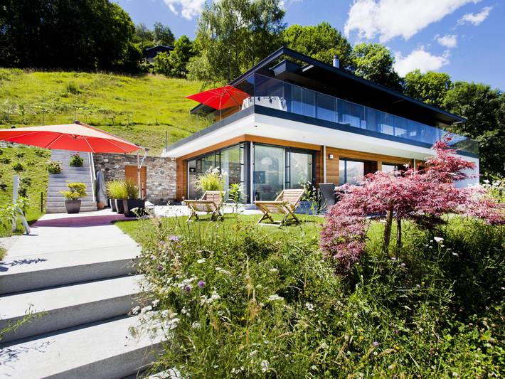 Ferienwohnung für 4 Personen, mit Terrasse und Garten sowie Sauna und Ausblick