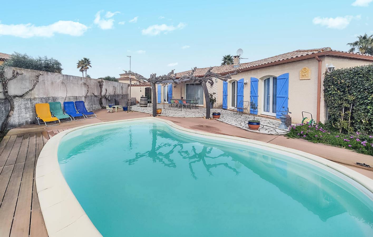 Gemütliche Wohnung am Pool mit Stadtzentrum in Caux 800m in Caux, Mittelmeerküste (Frankreich)