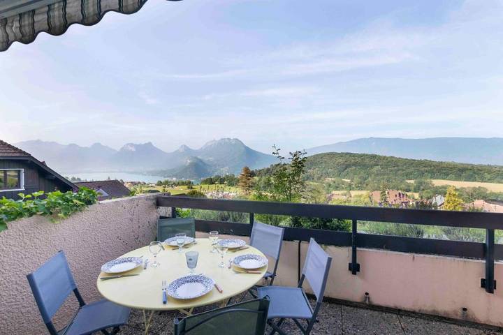 Appartement de vacances pour 5 personnes, avec vue ainsi que balcon et vue sur le lac