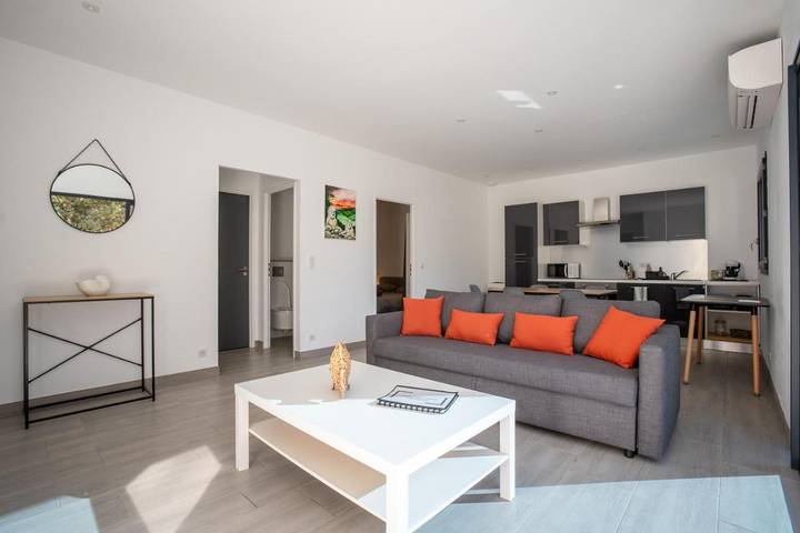 Gîte pour 6 personnes, avec terrasse dans Filitosa - 2