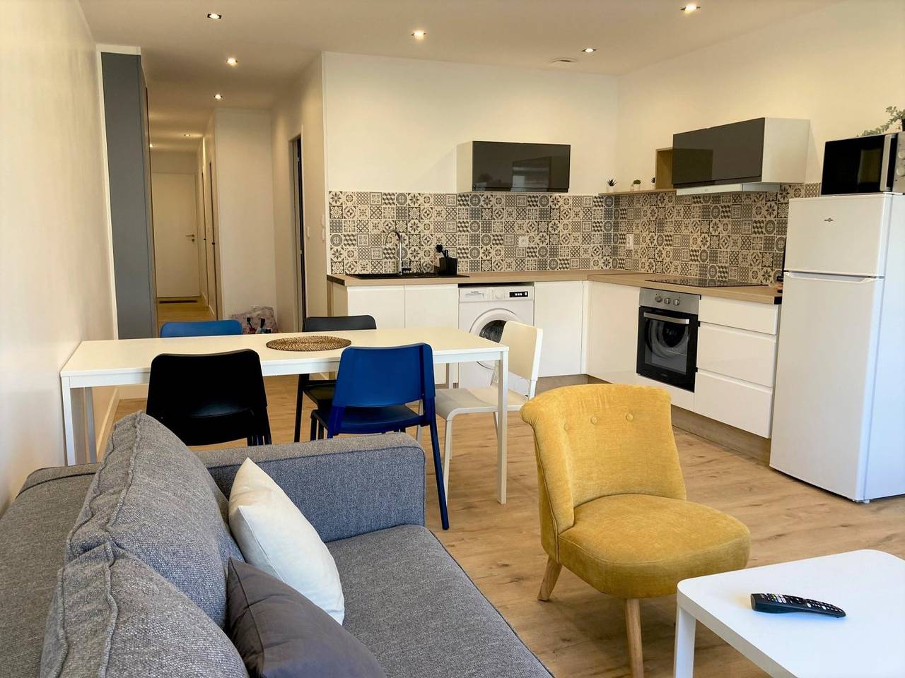 Appartement entier, T3 climatisé et parking, à 2 minutes de la plage et du centre in Palavas-les-Flots, Côte d'Améthyste