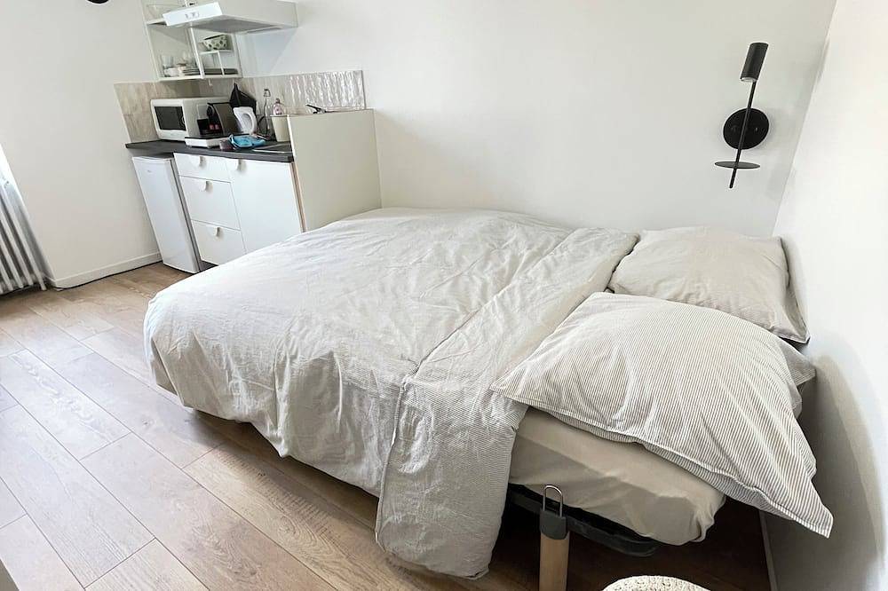 Entire apartment, Studio in the heart of Chabeuil in Chabeuil, Valence region