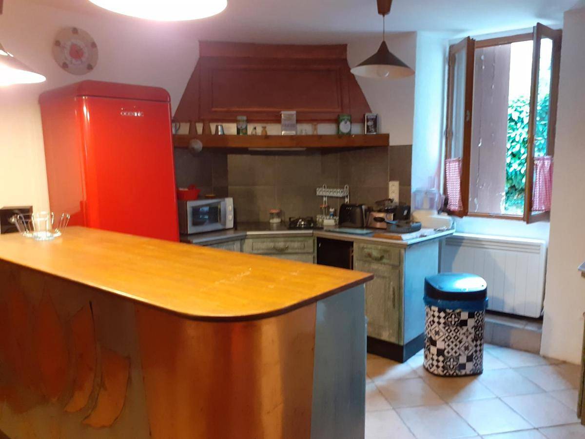 Four-Bedroom House in Chassiers, Parc naturel régional des Monts d'Ardèche