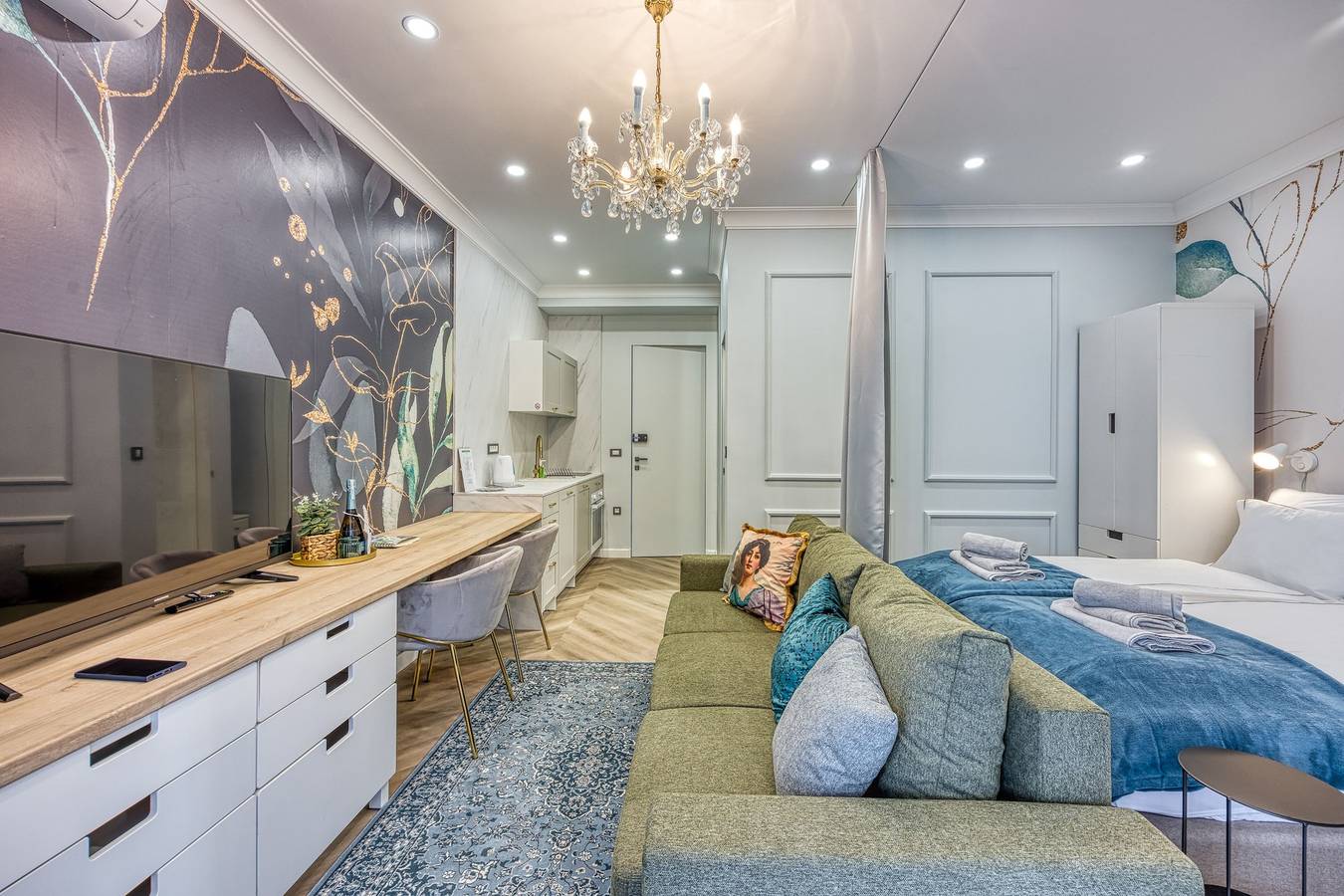 Ganze Wohnung, Boutique Downtown Studio with Balcony 5 in Zagreb, Zagreb und Umgebung