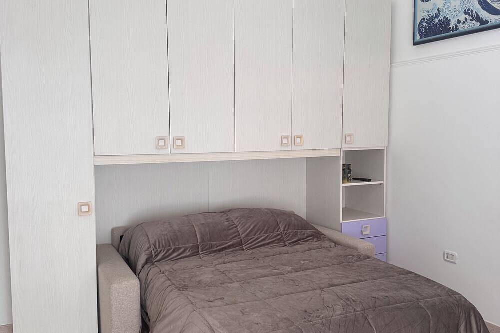 Located in the heart of Manfredonia within walking distance of the sea. in Manfredonia, Gargano