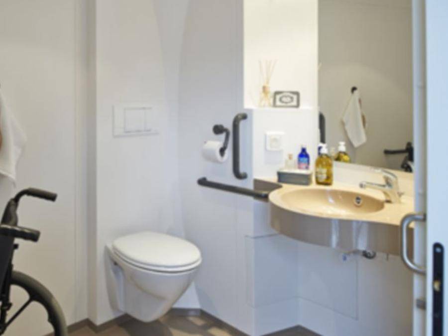 Camping Le Sous Bois - Mobilhome 4 personnes - Cottage Pmr 2Ch 4Pers in La Cotinière, Saint-Pierre-d'Oléron