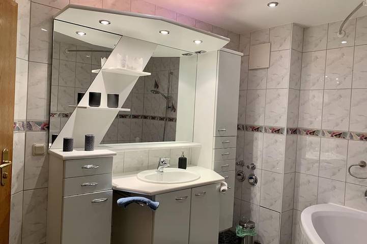Ganze Wohnung, Thüringer Wald- Residenzstadt Schleusingen - Haustiere erlaubt! in Schleusingen, Hildburghausen und Umgebung