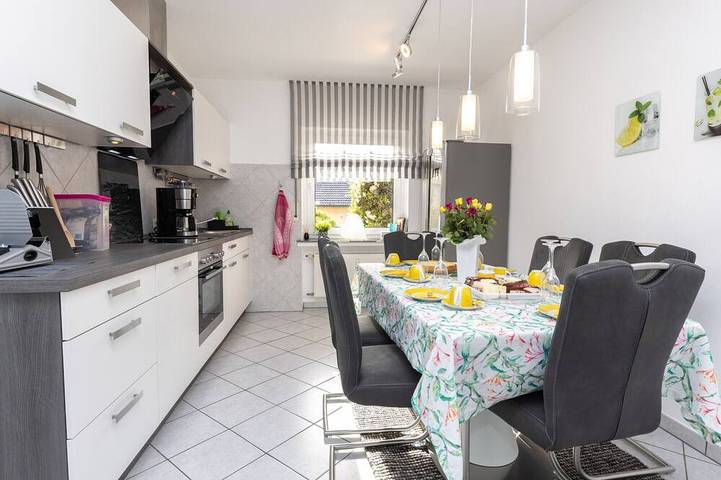 Ferienwohnung für 3 Personen, mit Garten in Netphen