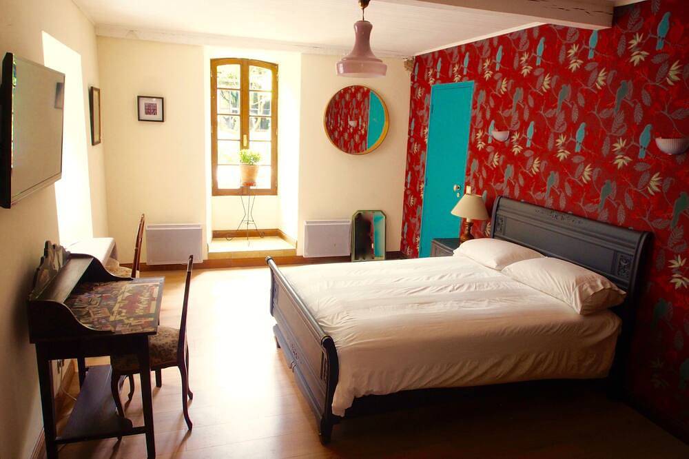 Bed and breakfast in Castelfranc, ideal for a cycling stopover in the Lot valley in Castelfranc, Lot