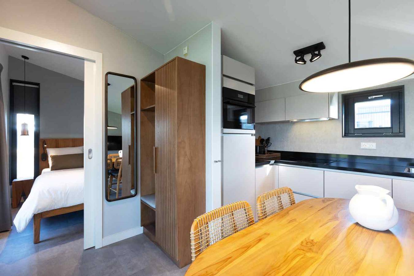 4 Personen Docklodge mit privatem Steg und Ladestation in Delfstrahuizen in Delfstrahuizen, Friesland