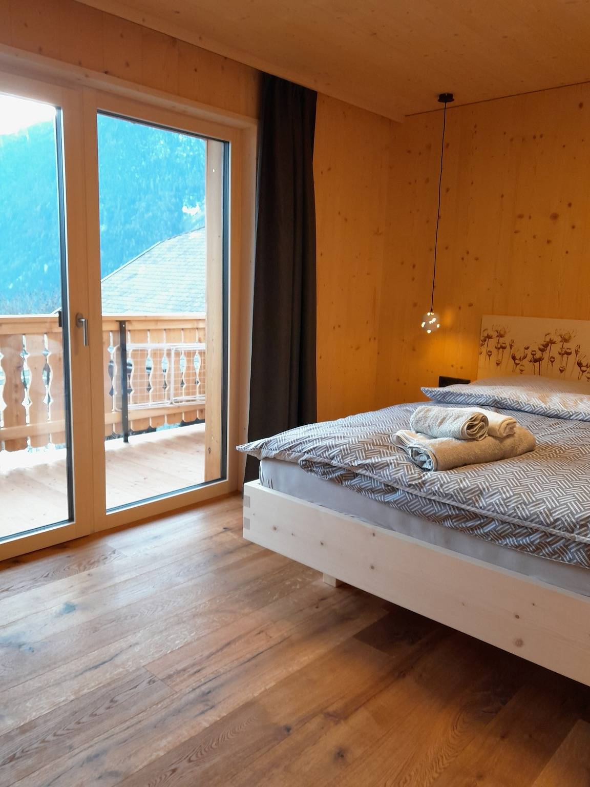 Ganze Wohnung, Ferienwohnung Felderhof Papaver mit Bergblick, Gemeinschaftsterrasse und Wlan in Uttenheim (Gais), Gais