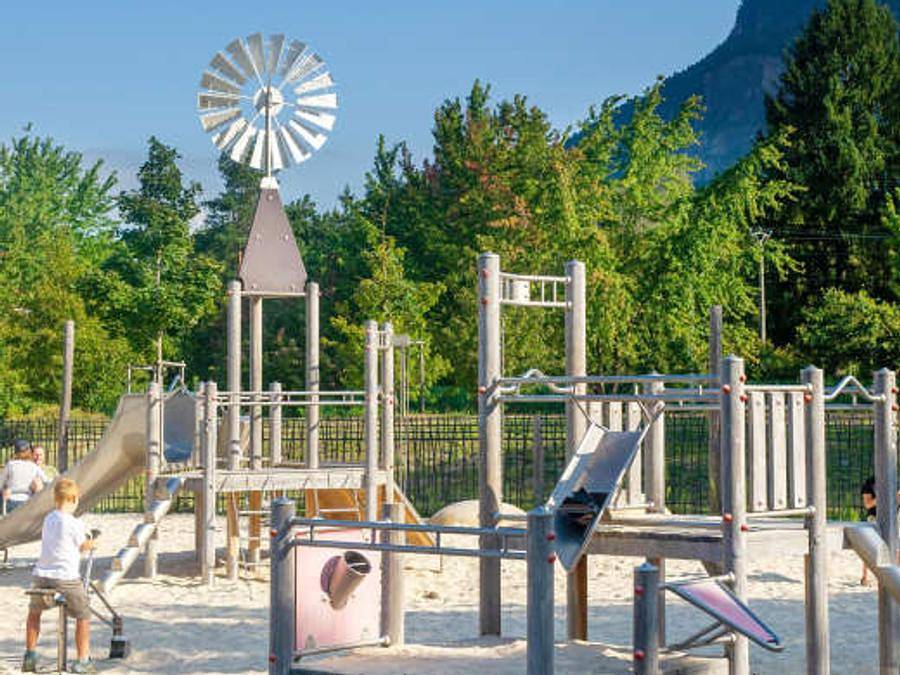 Camping Les Iles - Mobilhome 4 personas - Estándar 27m² - 2 habitaciones + Tv + Terraza in Passy, Pays du Mont-Blanc